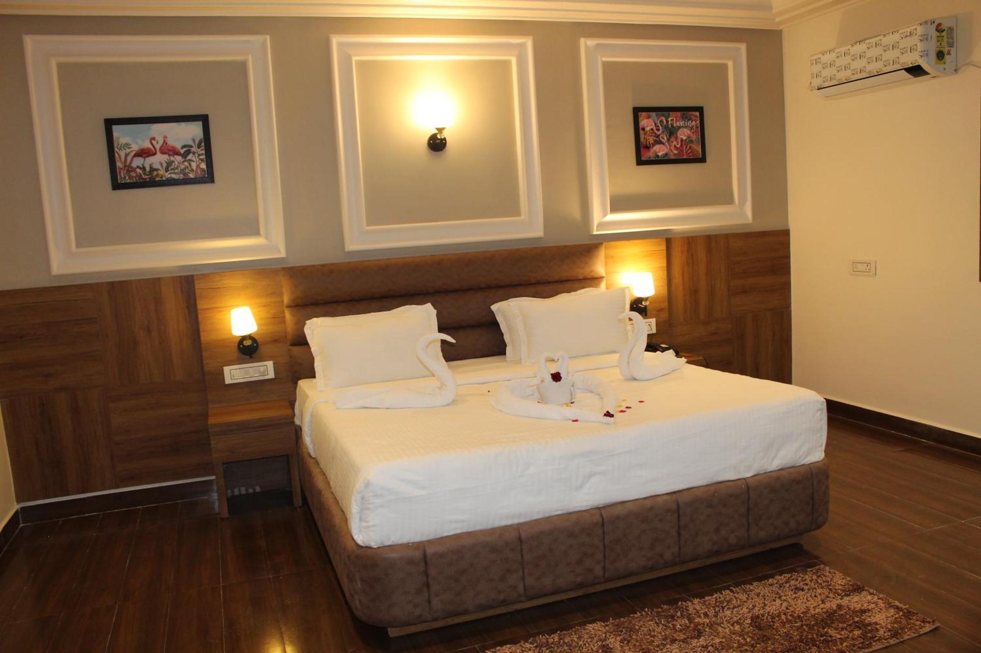 Flamingo Club And Resort Una 3 Km Away From Diu Check Post Buitenkant foto